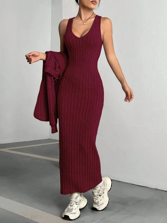 Conjunto Knit Elegance – Sweater & Falda Midi Tejida (2 piezas)