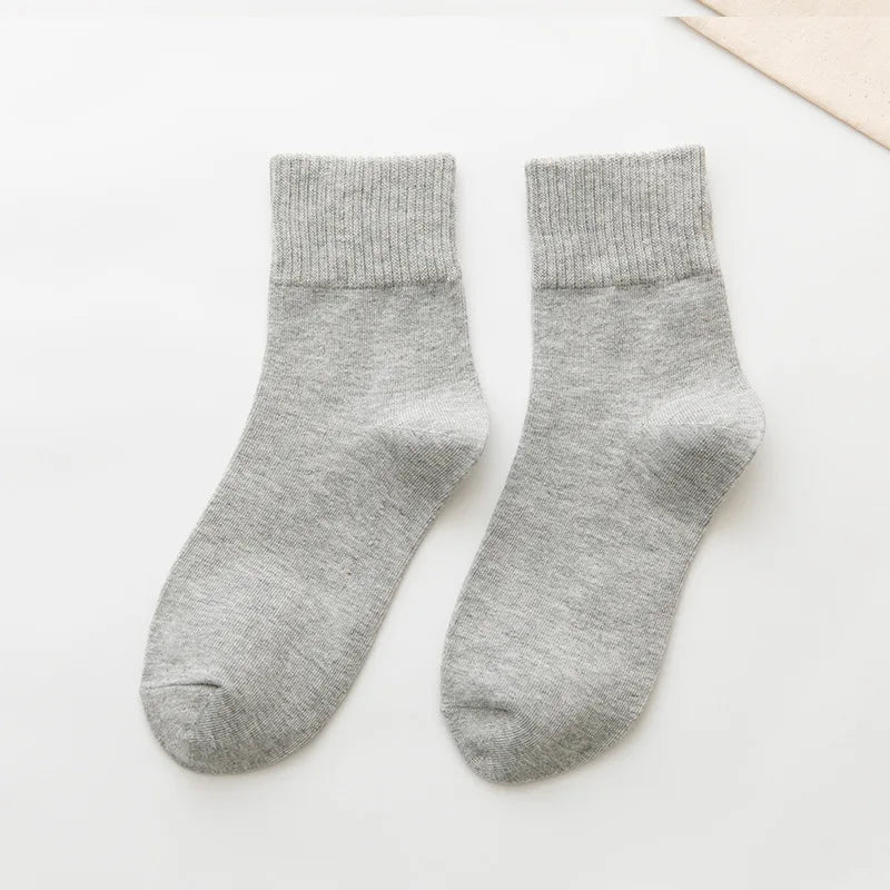Soft-Neutral Ankle Socks – Clean Style, 4 Seasonal Shades