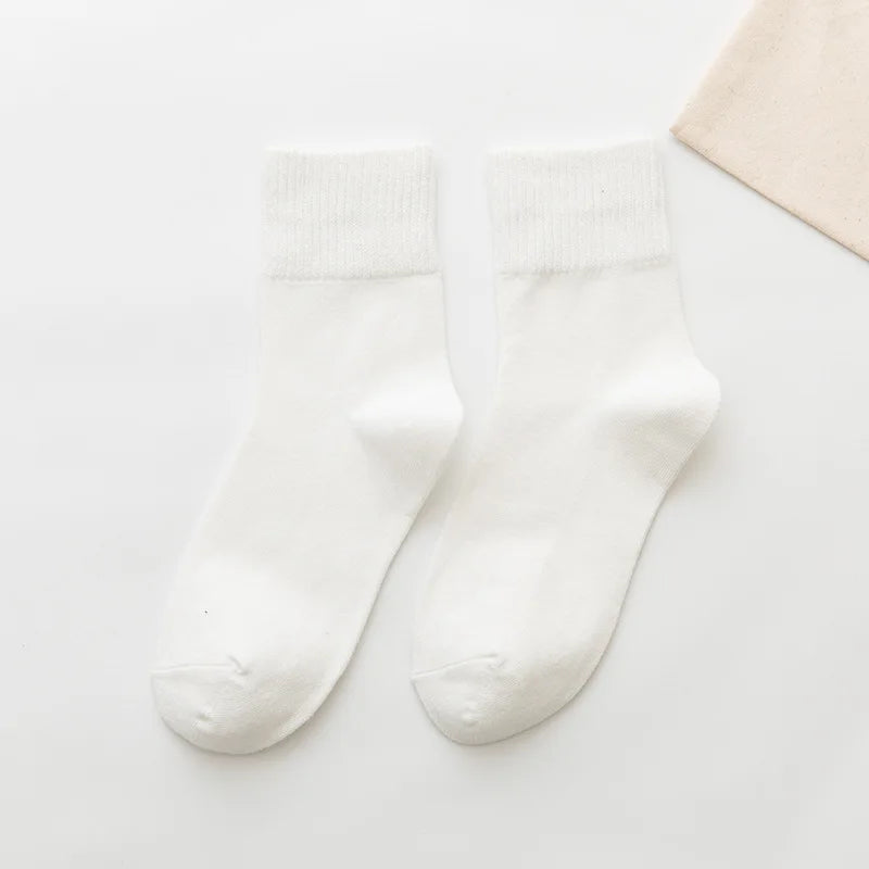 Soft-Neutral Ankle Socks – Clean Style, 4 Seasonal Shades