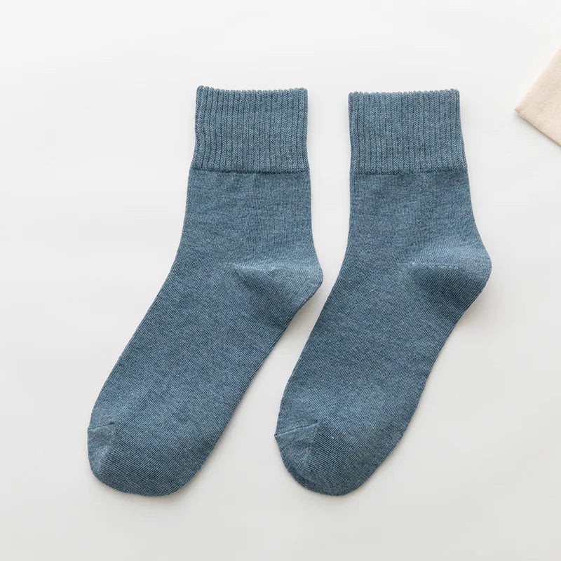 Soft-Neutral Ankle Socks – Clean Style, 4 Seasonal Shades