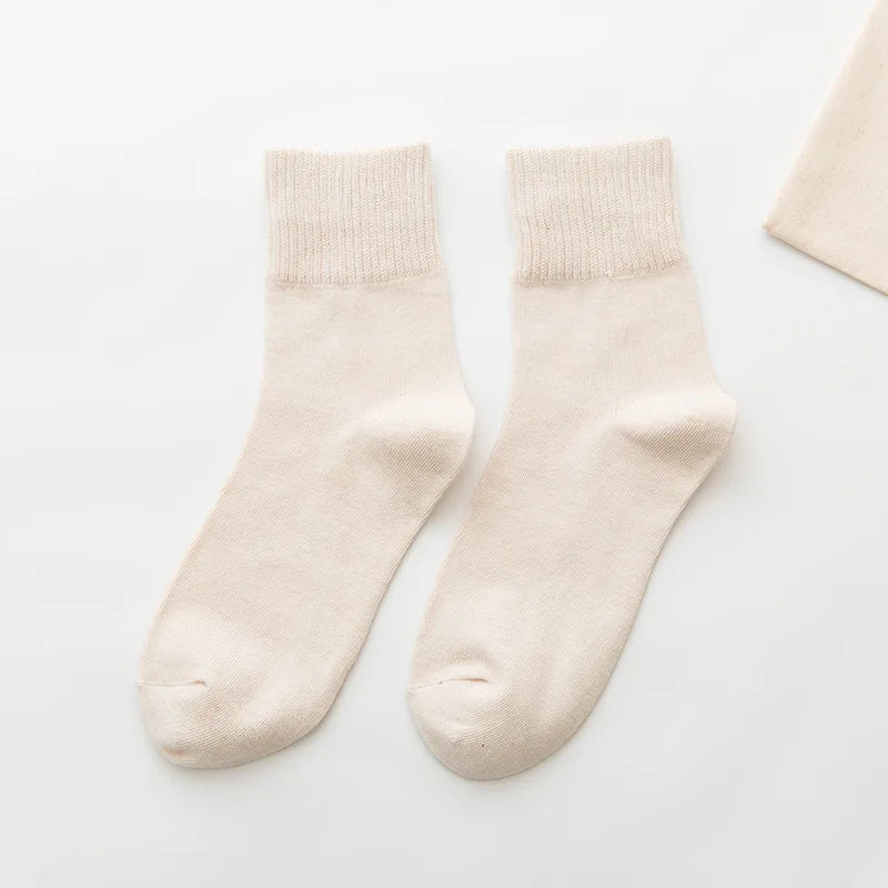 Soft-Neutral Ankle Socks – Clean Style, 4 Seasonal Shades