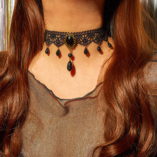 Black Lace Choker – Raw Charm with a Soft Finish