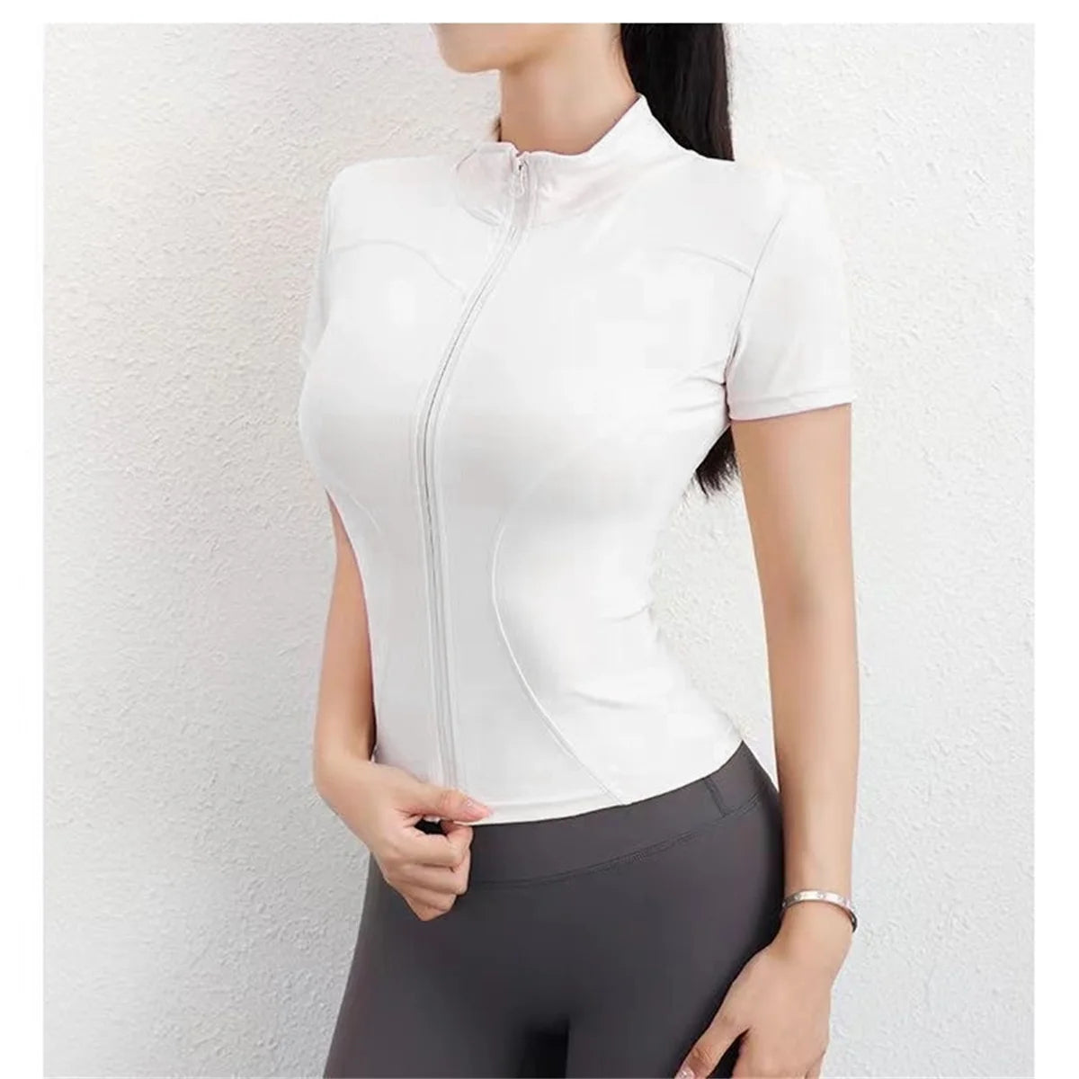 Chaqueta Deportiva de Compresión para Mujer – Ajuste Slim, Cierre Completo y Secado Rápido