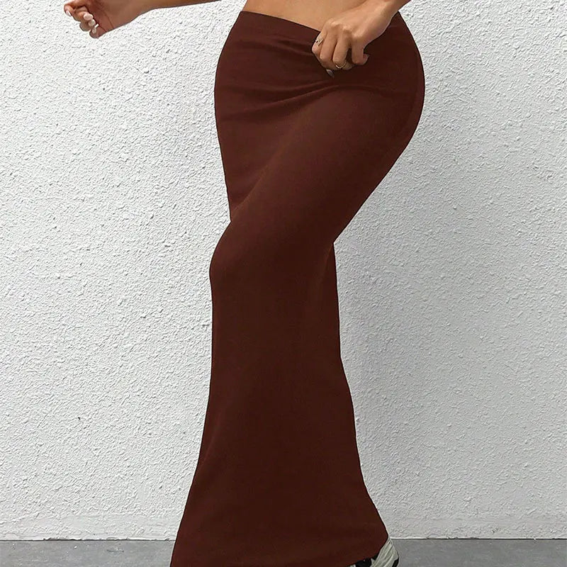 Straight Knit Skirt – Clean Lines for Elevated Days