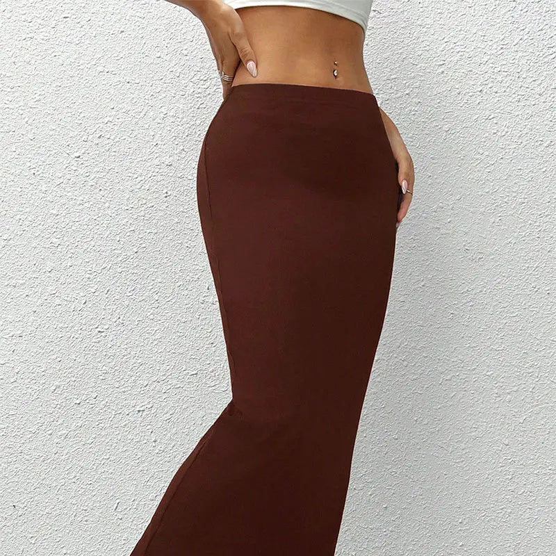 Straight Knit Skirt – Clean Lines for Elevated Days