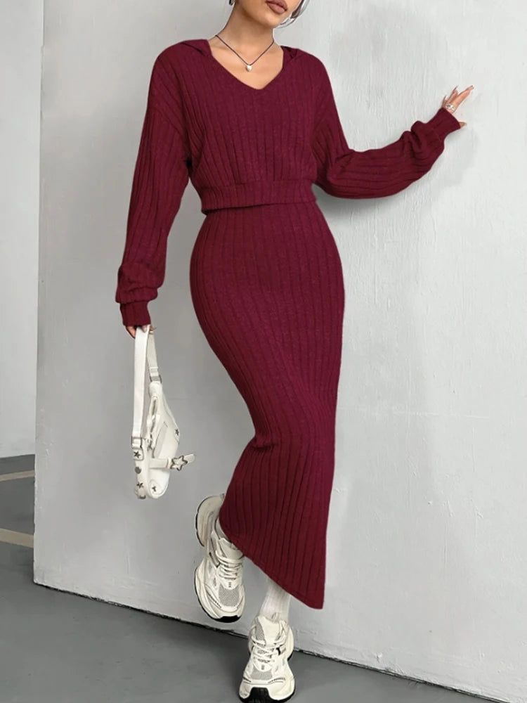 Conjunto Knit Elegance – Sweater & Falda Midi Tejida (2 piezas)